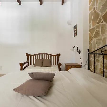 Cri Villa