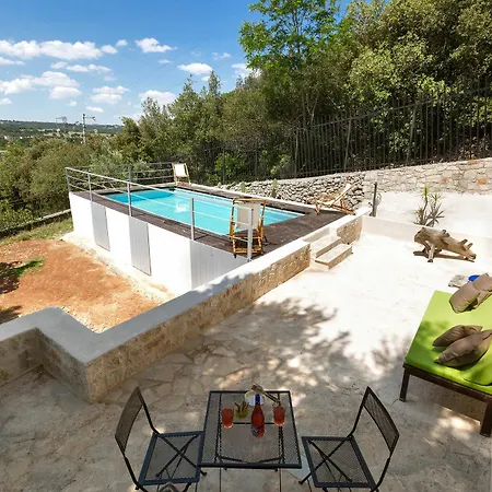 Cri Villa